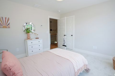 Tiny photo for 49 Applegate Lane #49, Canton, CT 06019 (MLS # 24119229)
