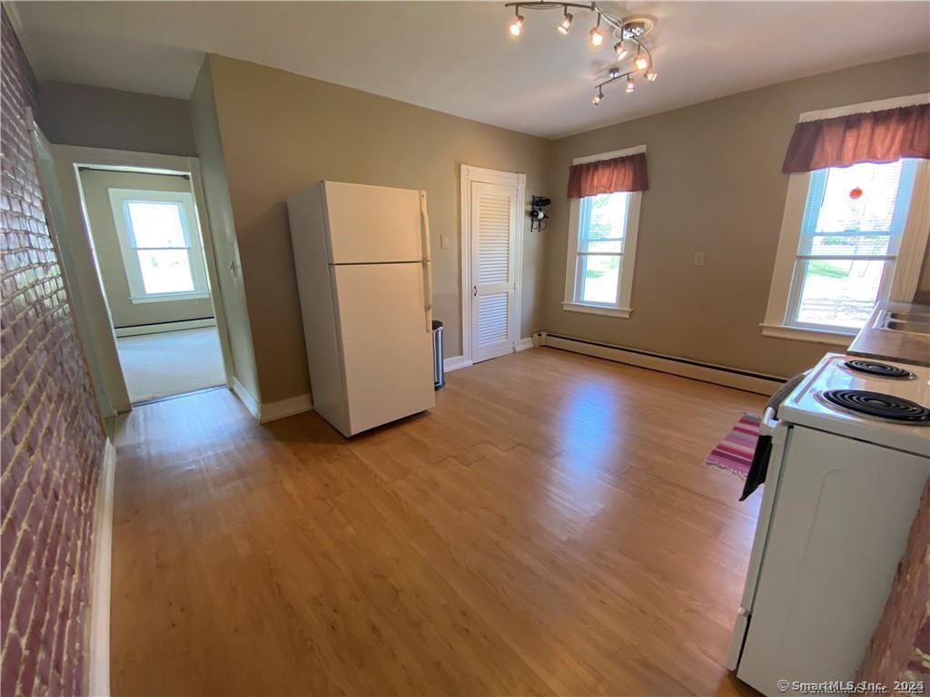 Cromwell, Connecticut 06416, United States, 2 Bedrooms Bedrooms, ,1 BathroomBathrooms,Residential,Active,167316