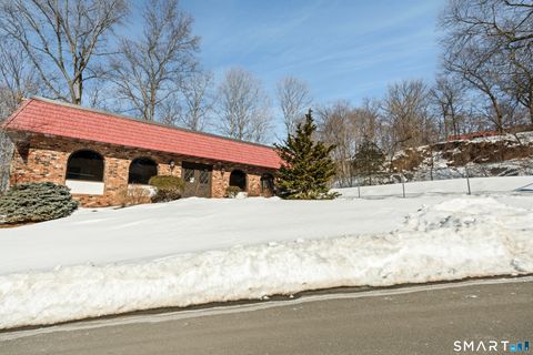 Tiny photo for 15 Woodsedge Drive #APT 5C, Newington, CT 06111 (MLS # 24153997)