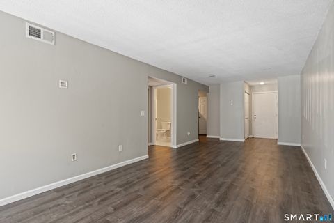 Tiny photo for 15 Woodsedge Drive #APT 5C, Newington, CT 06111 (MLS # 24153997)