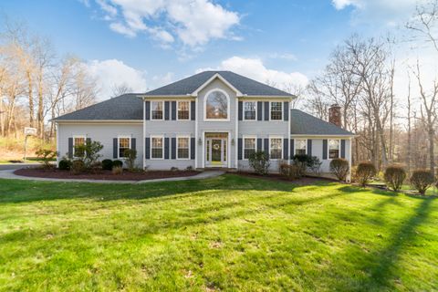 104 Fawn Ridge Court Southbury CT 06488