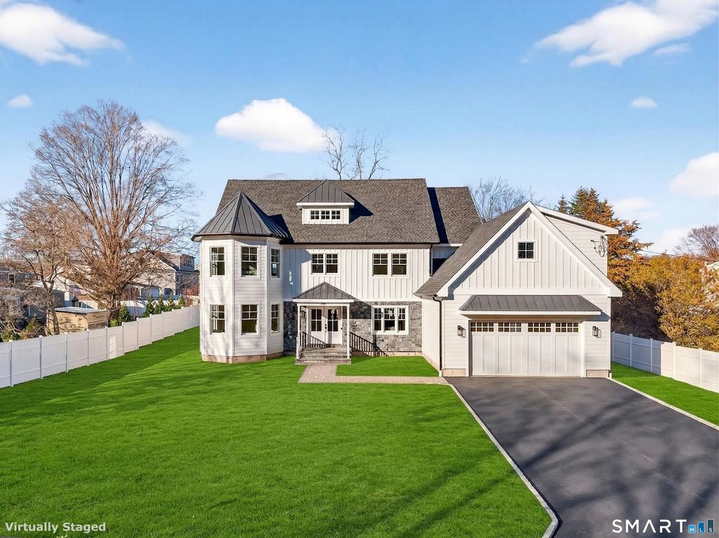 Photo of 360 Duck Farm Road, Fairfield, CT 06824 (MLS # 24165339)