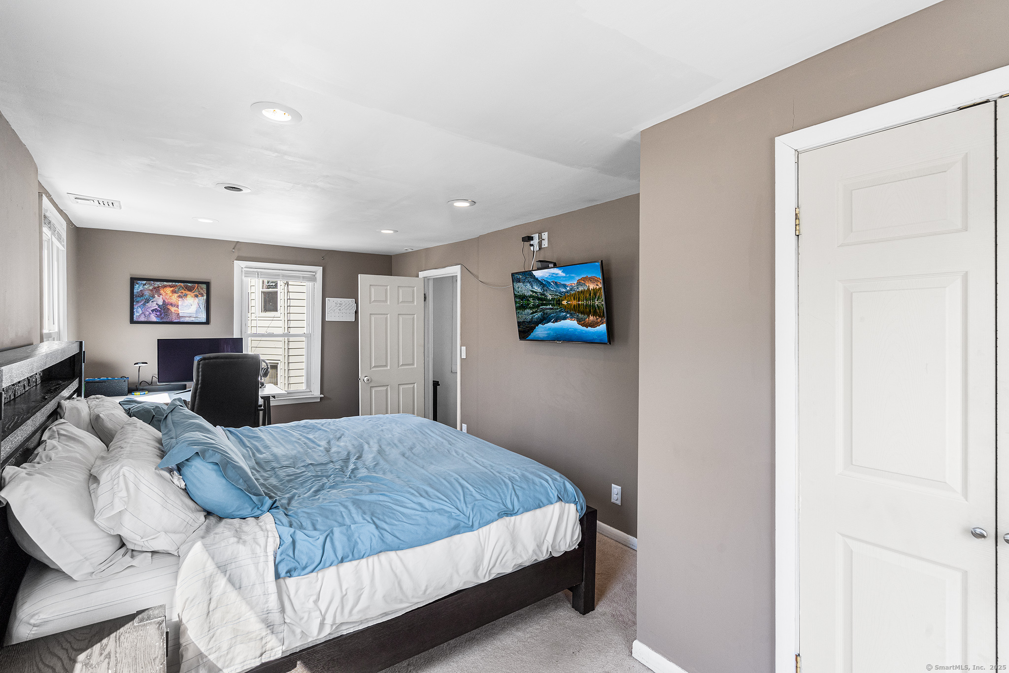 329 Savin Avenue, West Haven, Connecticut image 17