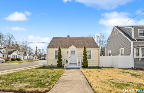 12 Elm Court East Haven CT 06512