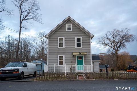 Photo of 26 Mountainville Road, Danbury, CT 06810 (MLS # 24145013)