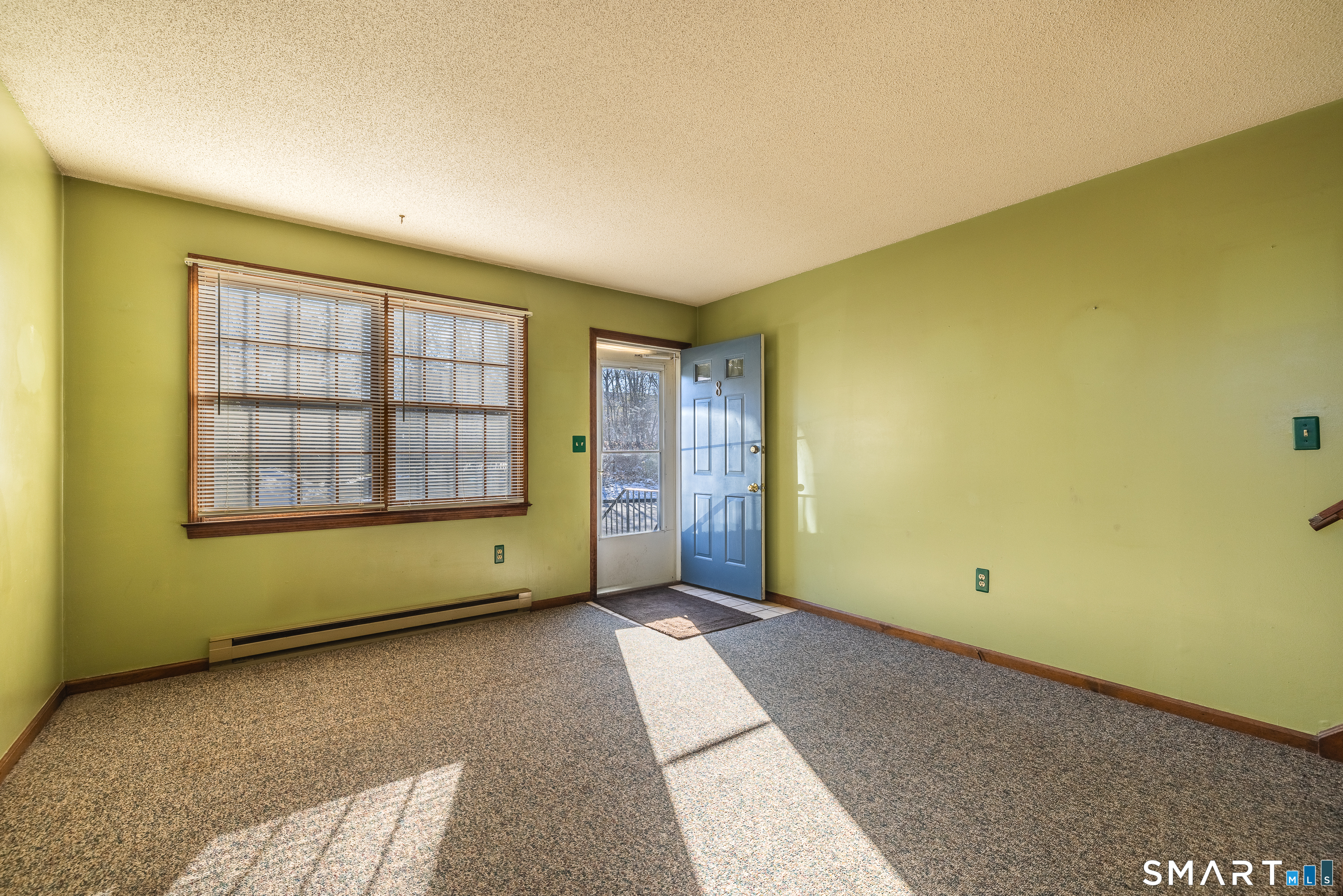 13 Holt Street APT 8