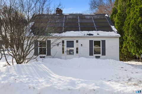 Photo of 4 Brewer Street, Montville, CT 06382 (MLS # 24157295)