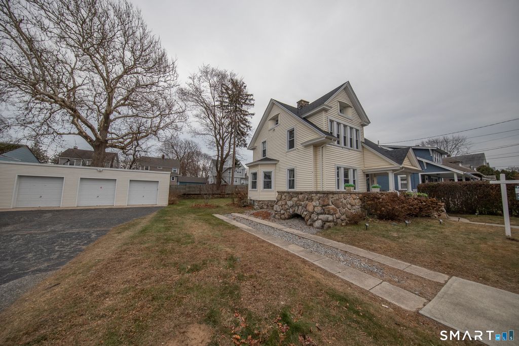 Photo of 16 Pacific Street, New London, CT 06320 (MLS # 24138928)