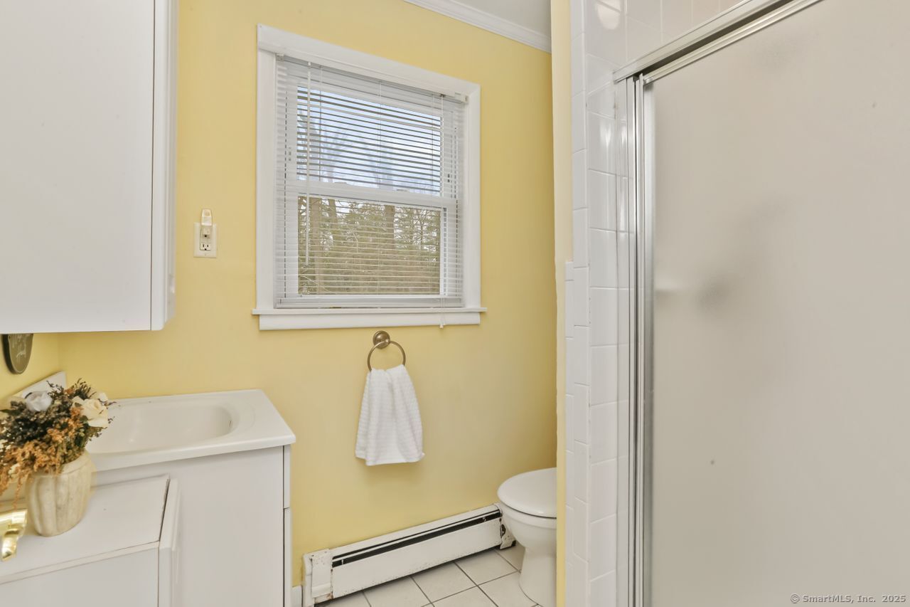 98 W Lake Road, Trumbull, Connecticut image 11