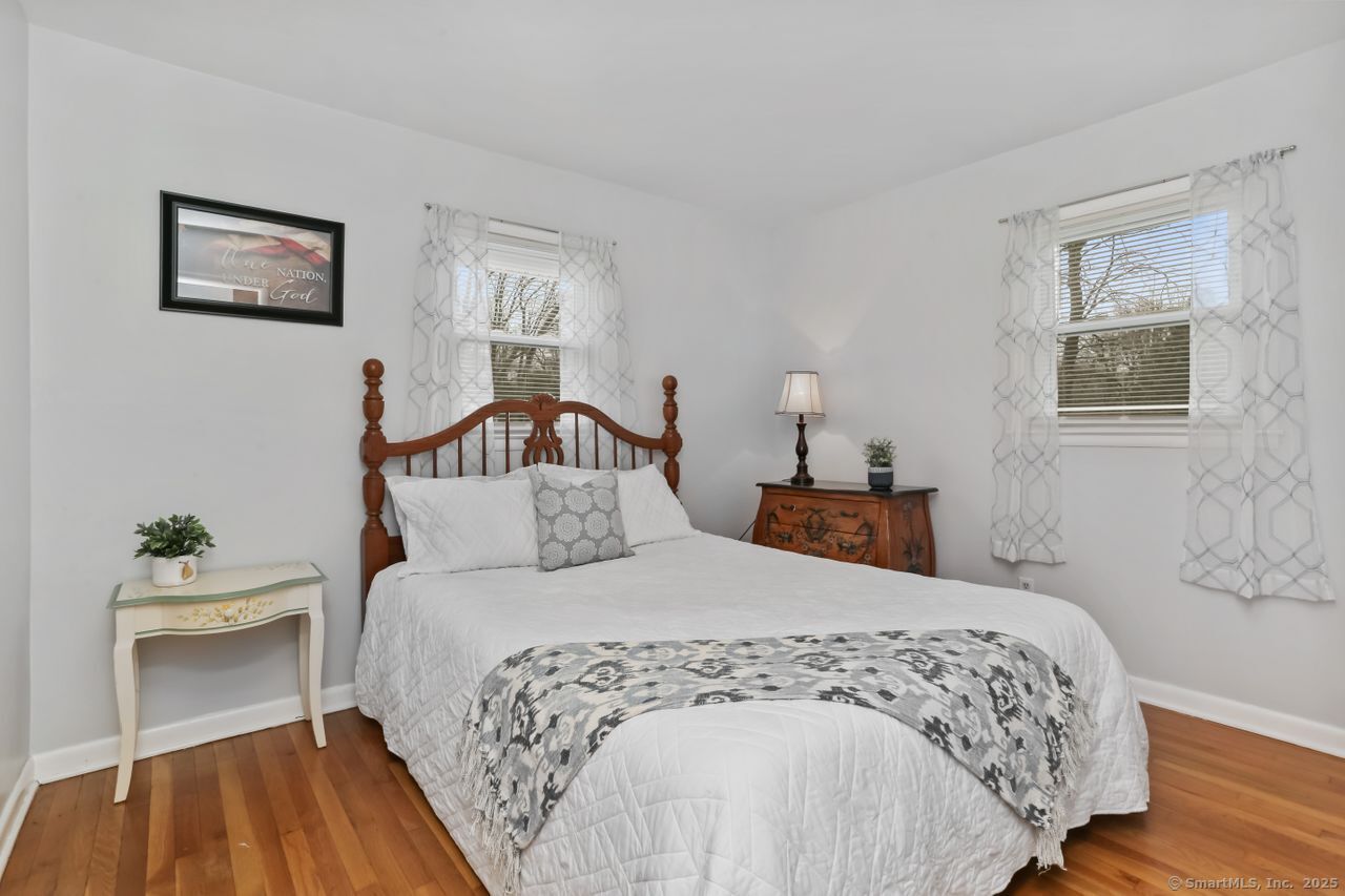 98 W Lake Road, Trumbull, Connecticut image 14
