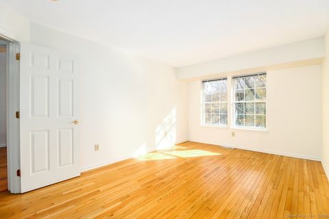 Tiny photo for 633 Danbury Road #APT 21, Ridgefield, CT 06877 (MLS # 24142601)