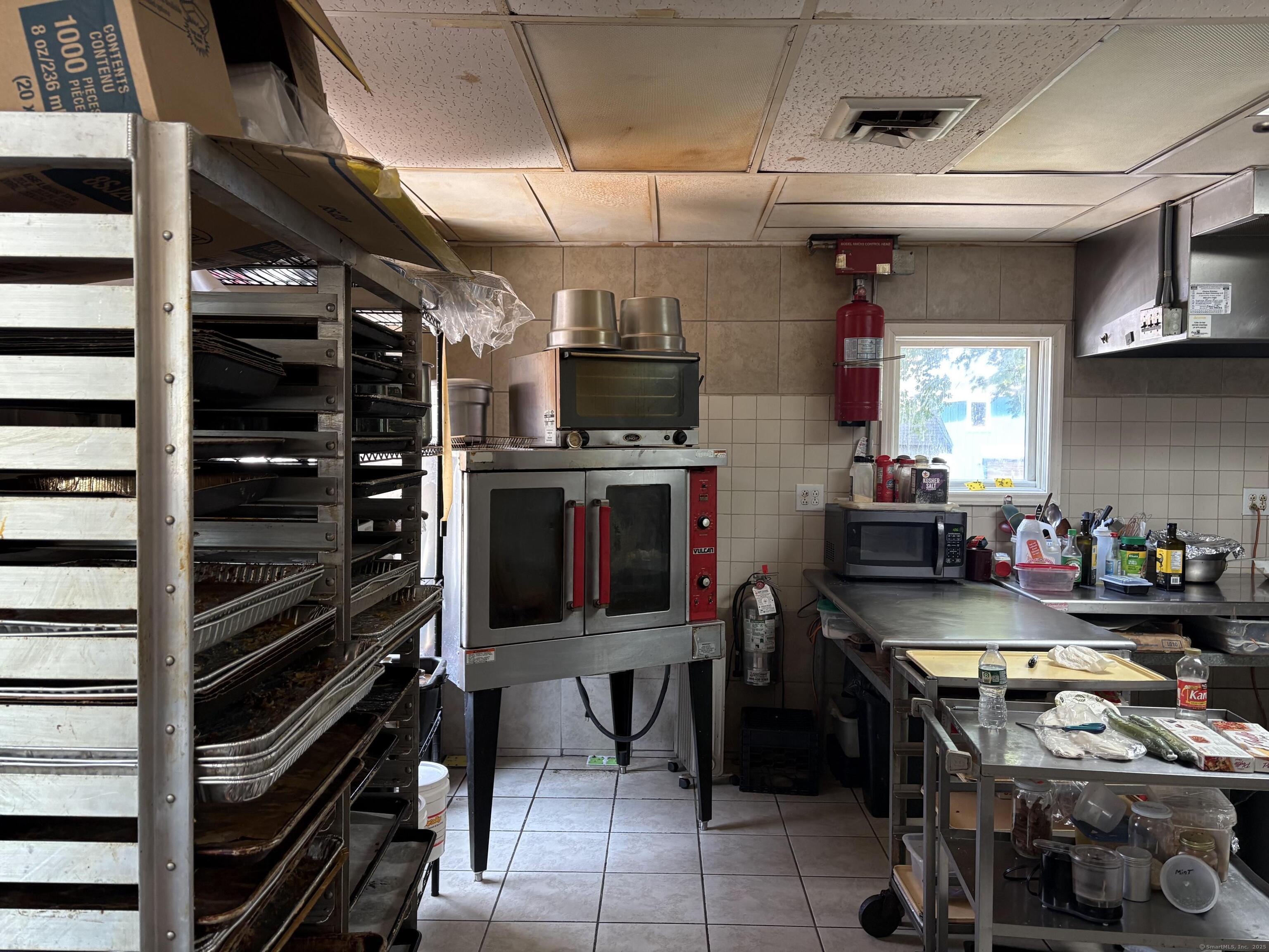 Norwich, Connecticut 06360, United States, ,Commercial,Active,192300