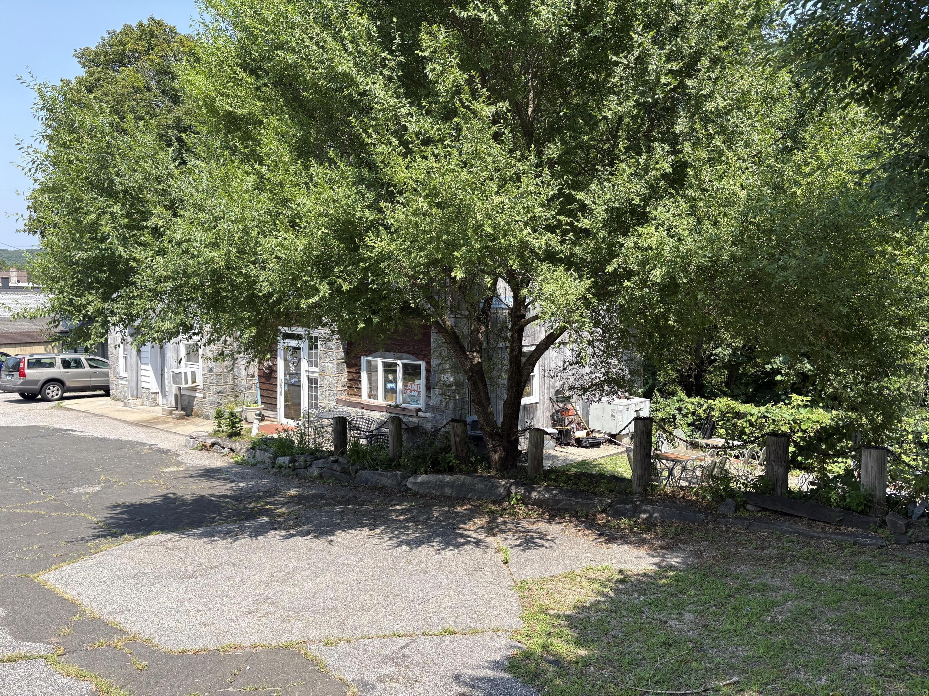 Norwich, Connecticut 06360, United States, ,Commercial,Active,192300