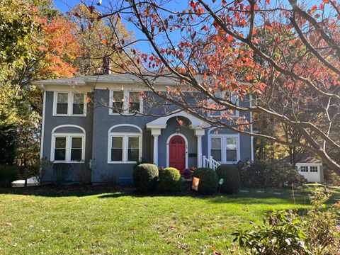 Photo of 18 Roxbury Road, Norwalk, CT 06855 (MLS # 24138187)