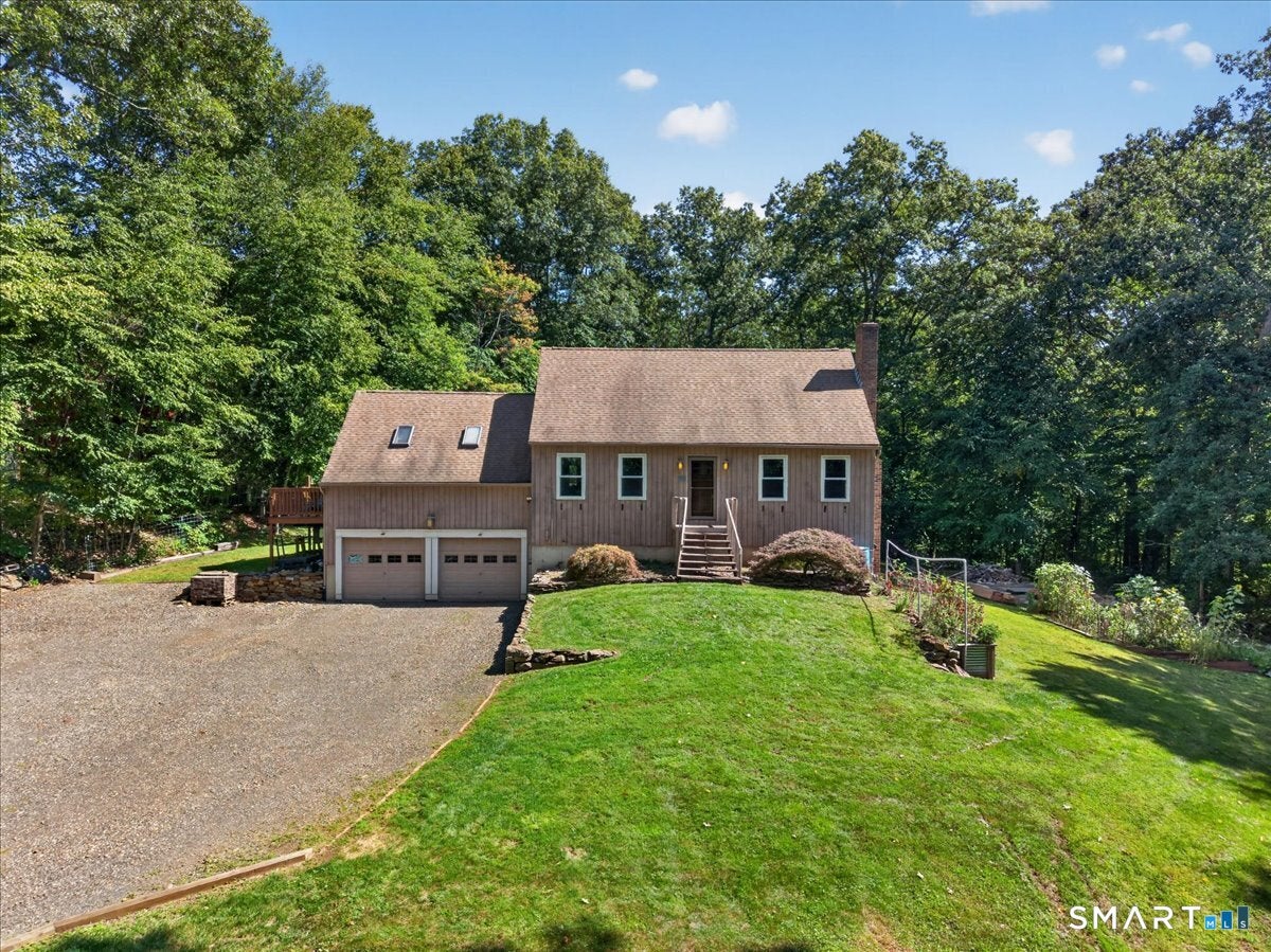 82 Depot Hill Road