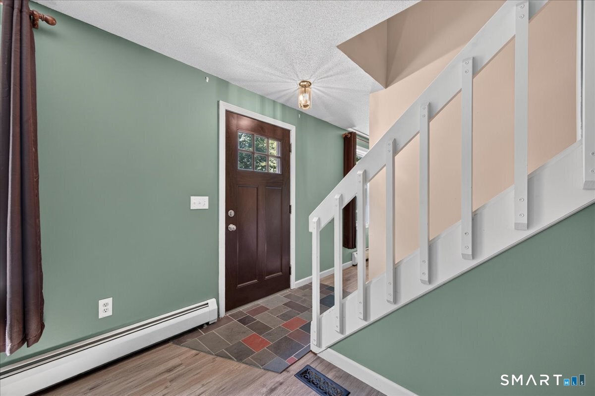 82 Depot Hill Road