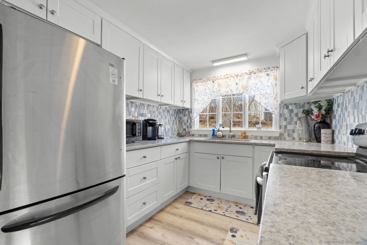 562 Gracey Avenue, Meriden, Connecticut image 13