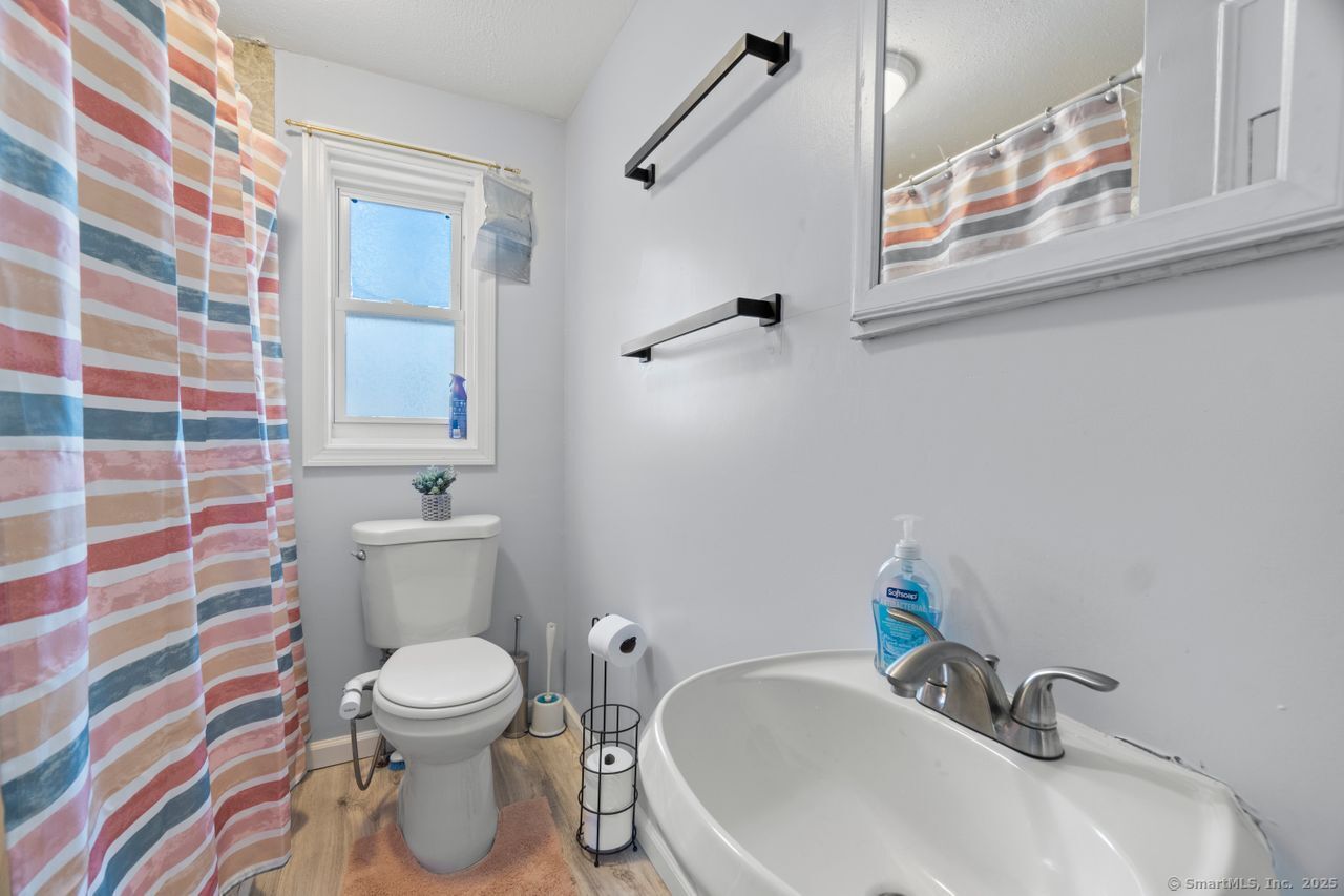 562 Gracey Avenue, Meriden, Connecticut image 14