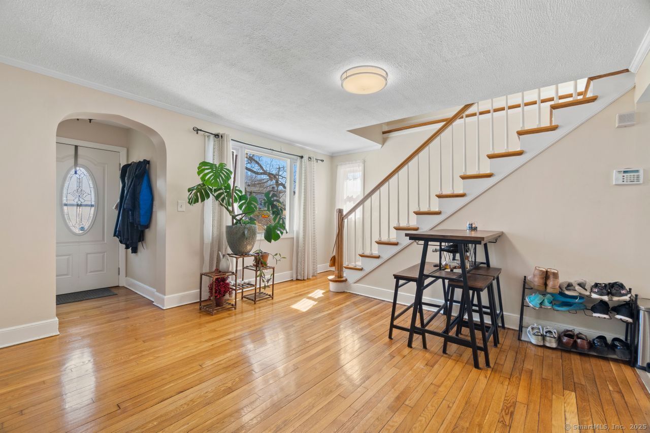562 Gracey Avenue, Meriden, Connecticut image 3