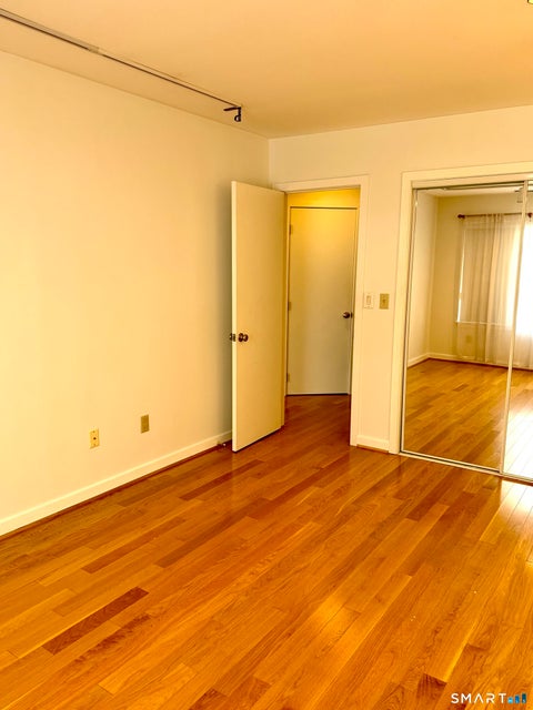 Tiny photo for 85 Harbour Close #85, New Haven, CT 06519 (MLS # 24201223)