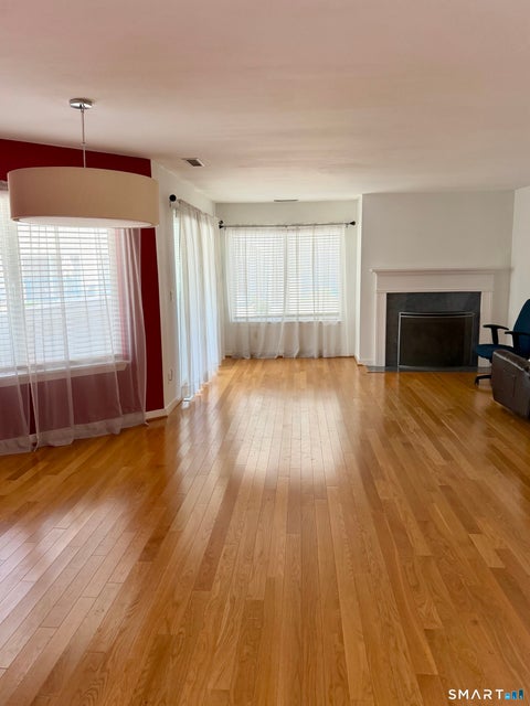 Tiny photo for 85 Harbour Close #85, New Haven, CT 06519 (MLS # 24201223)