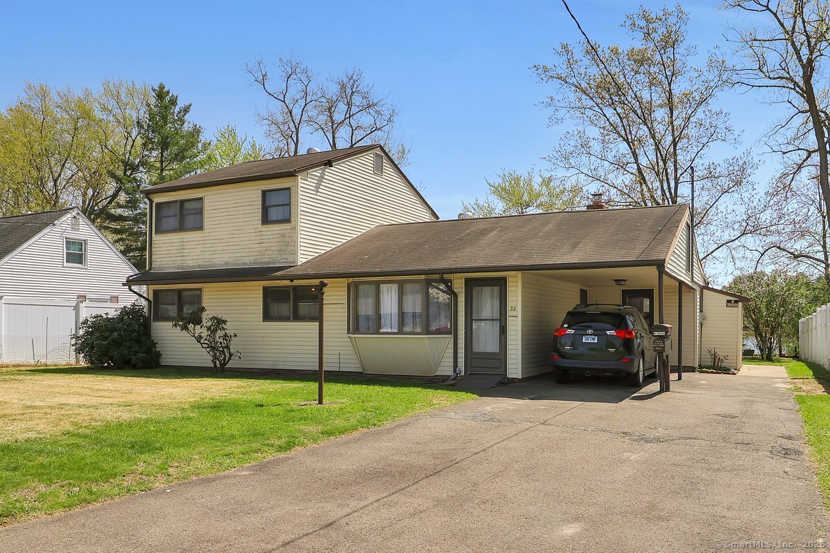 Property for Sale at Birch Tree Road, Plainville, Connecticut - Bedrooms: 4 
Bathrooms: 1 
Rooms: 7  - $250,000