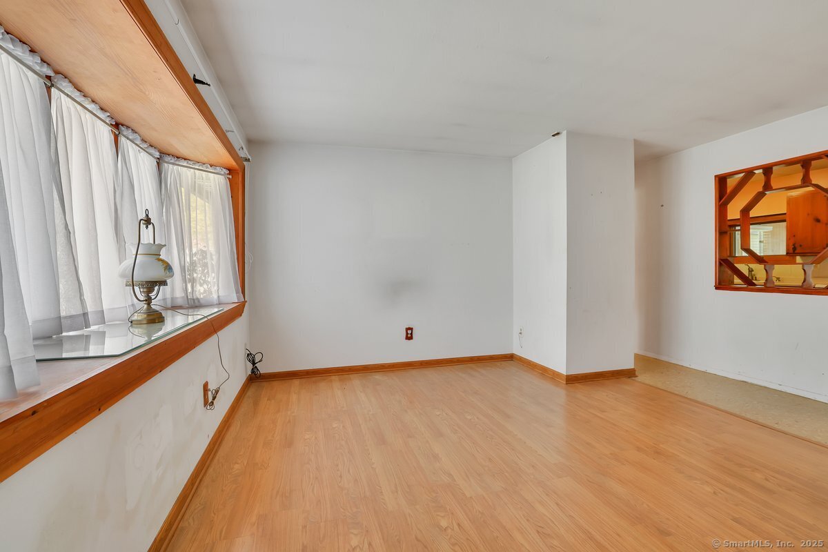 32 Birch Tree Road, Plainville, Connecticut image 6