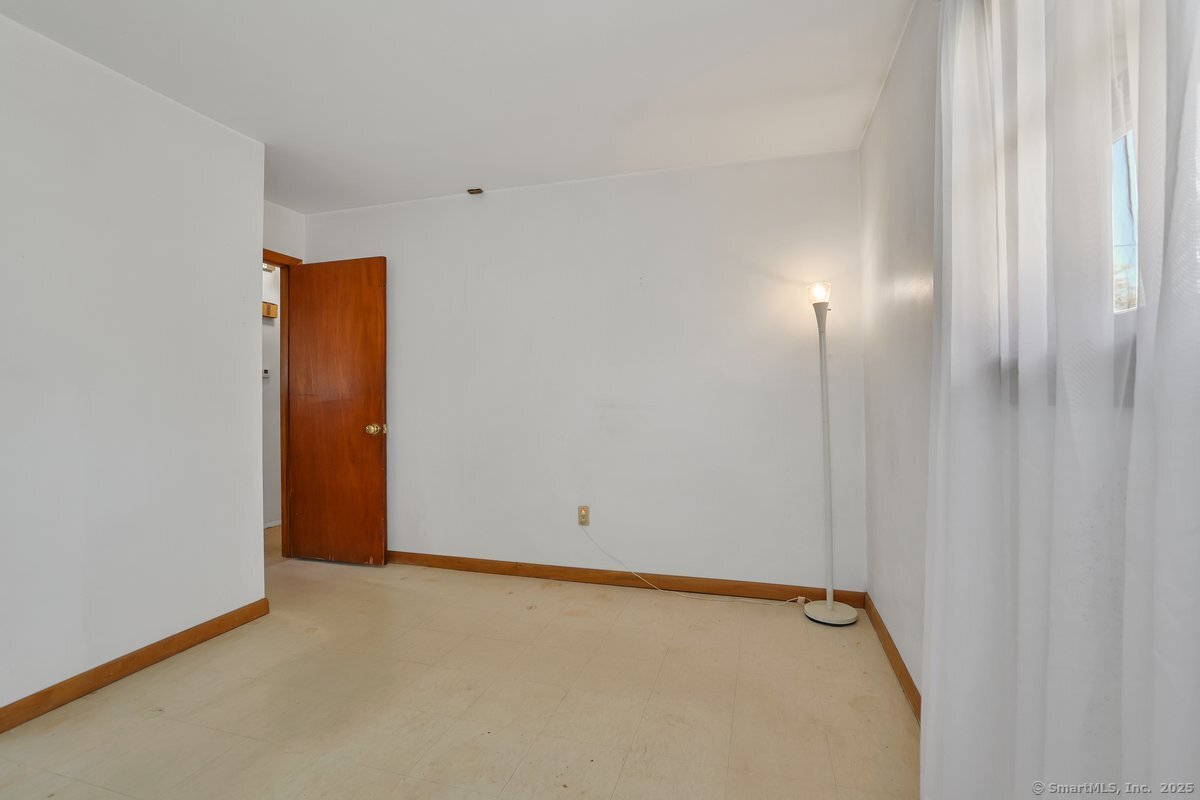 32 Birch Tree Road, Plainville, Connecticut image 19