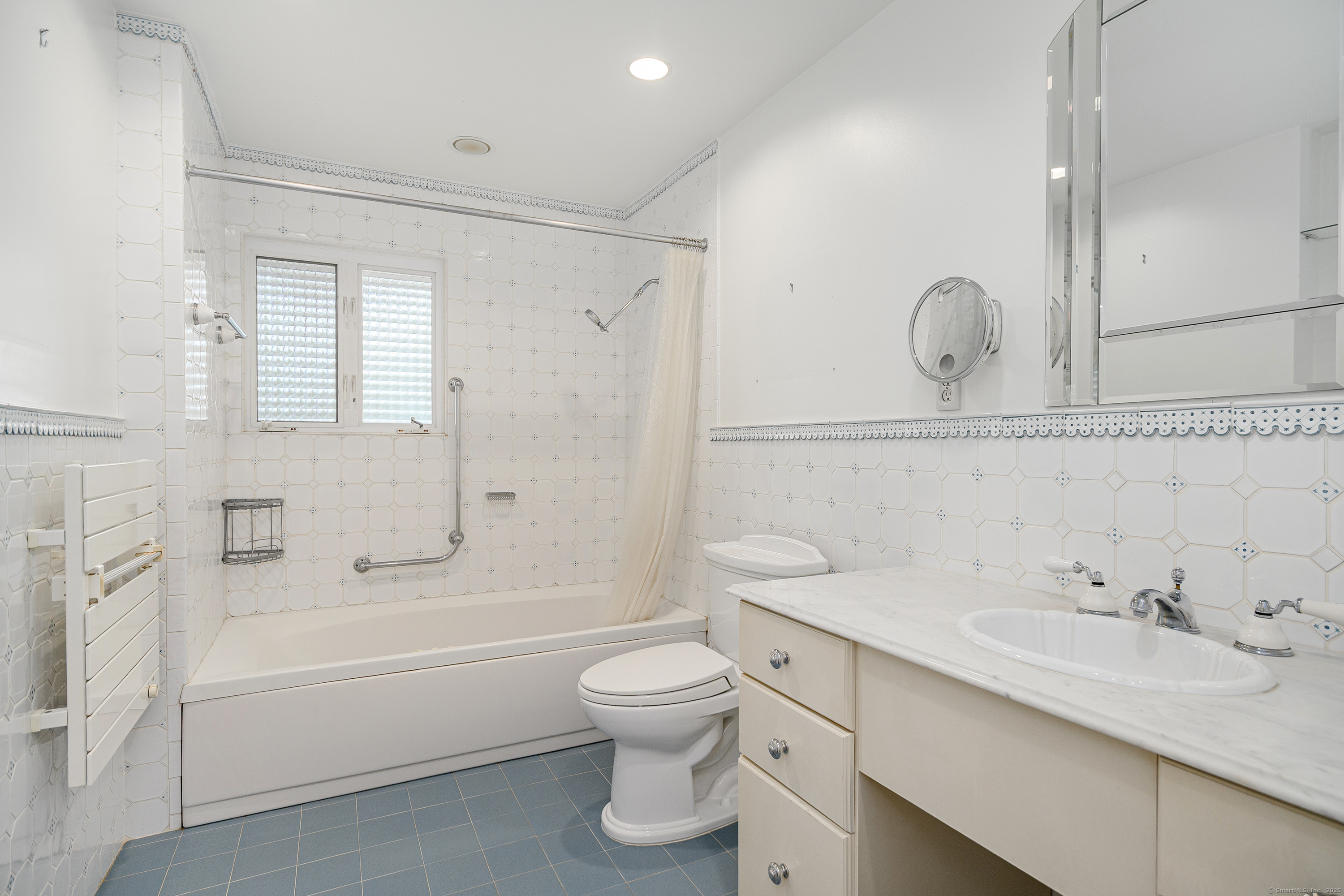 7 Maplecrest Drive, Danbury, Connecticut image 16