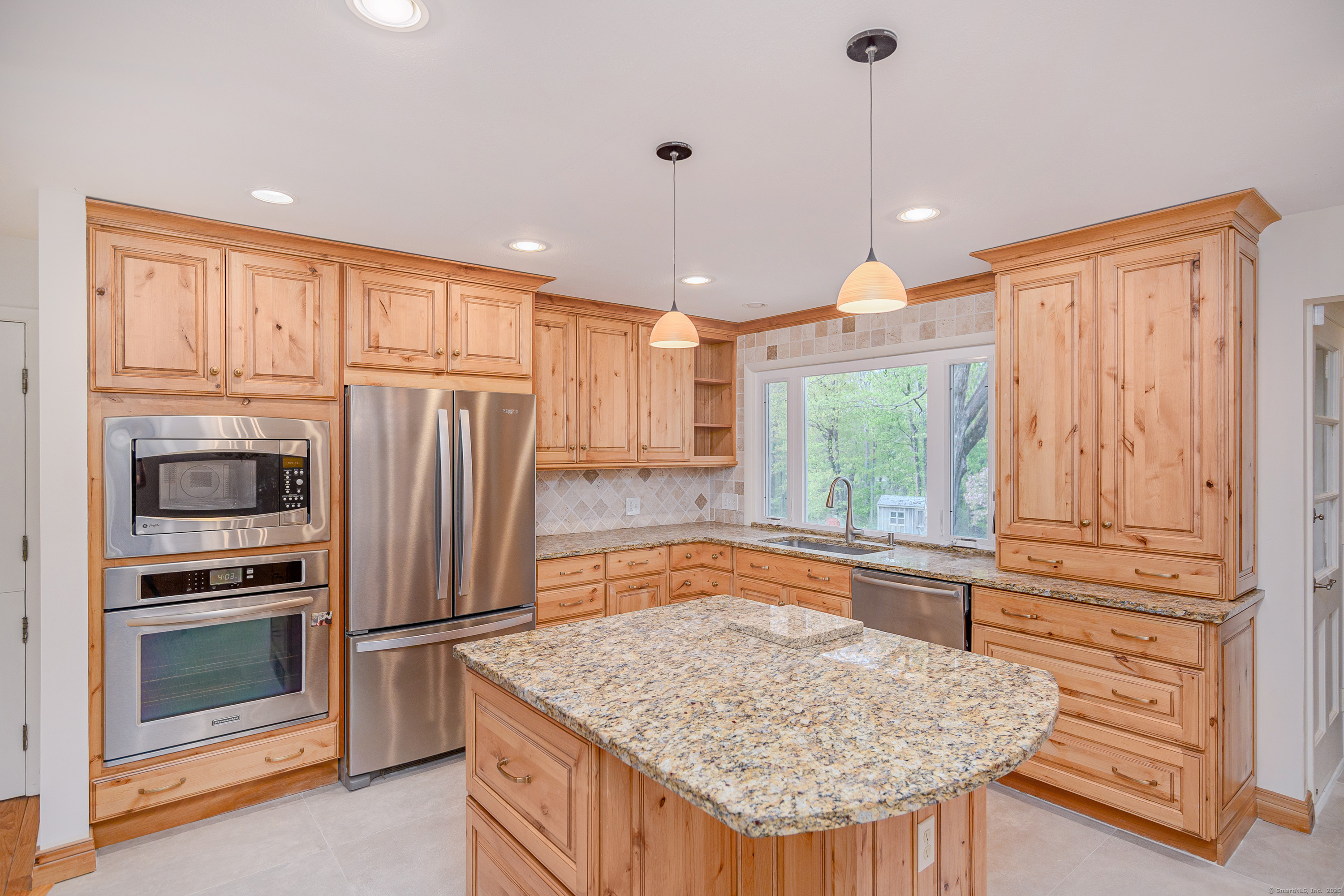 7 Maplecrest Drive, Danbury, Connecticut image 7