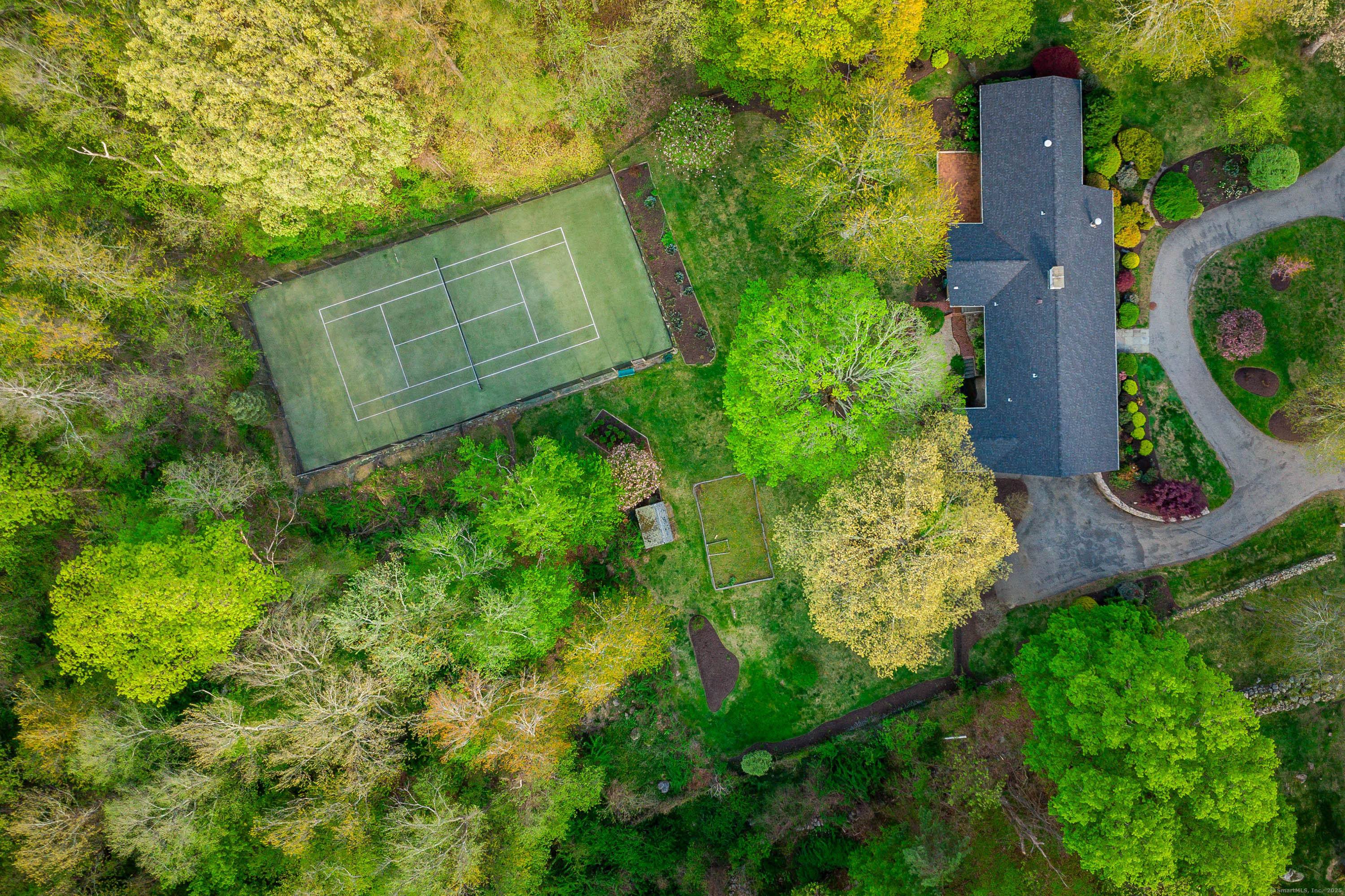 7 Maplecrest Drive, Danbury, Connecticut image 37