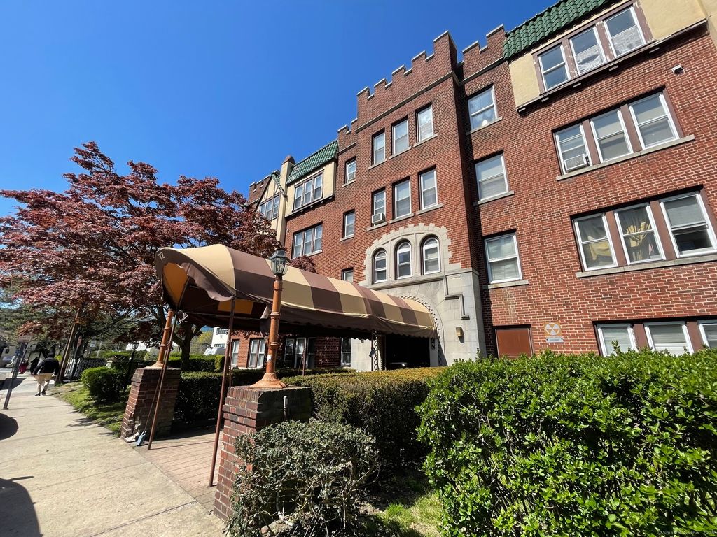 Photo of 22 Glenbrook Road #APT 304, Stamford, CT 06902 (MLS # 24159907)