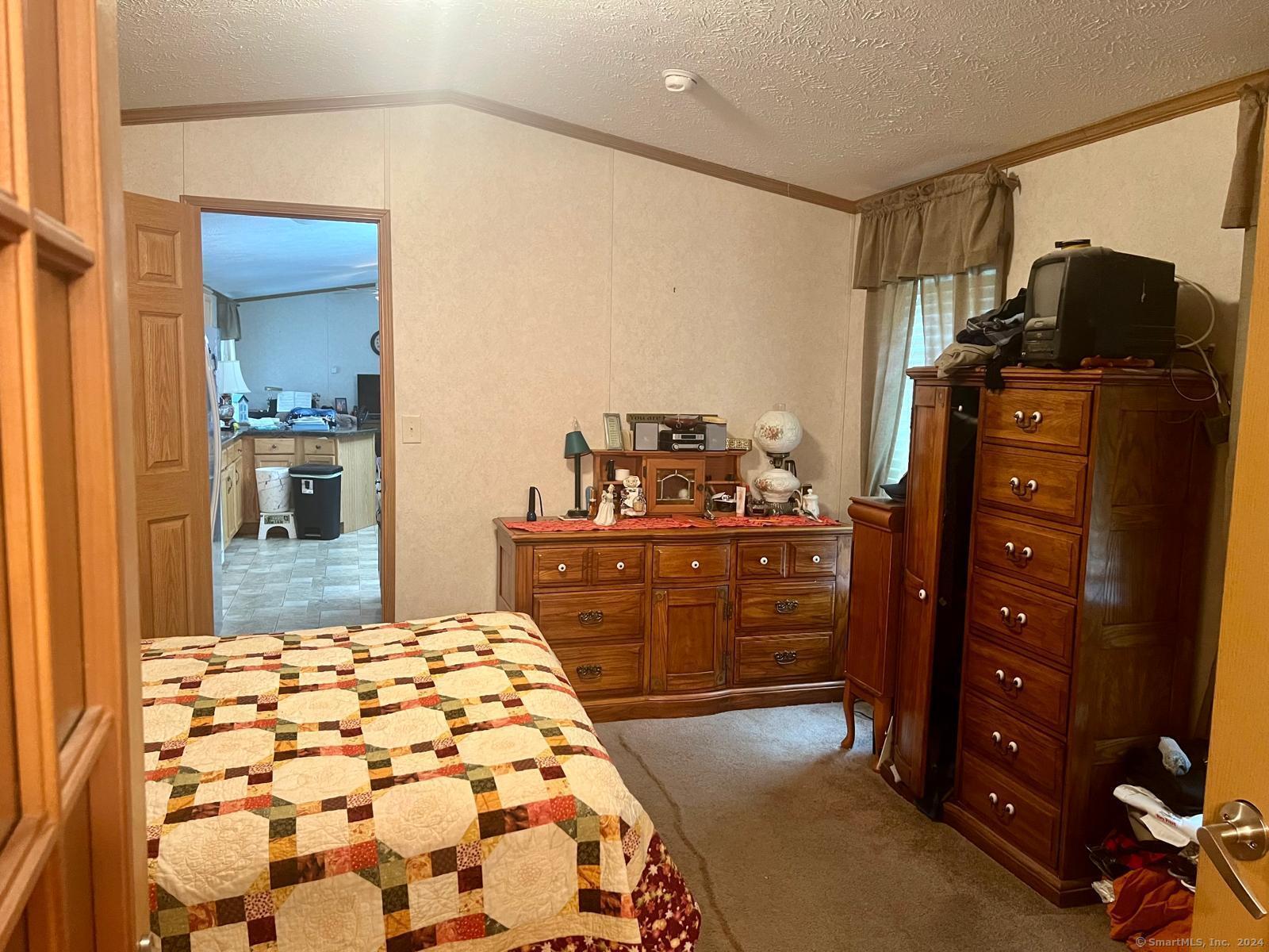 31 Nashua Street, Norwich, Connecticut image 12