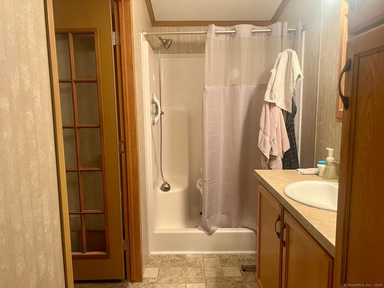 31 Nashua Street, Norwich, Connecticut image 14