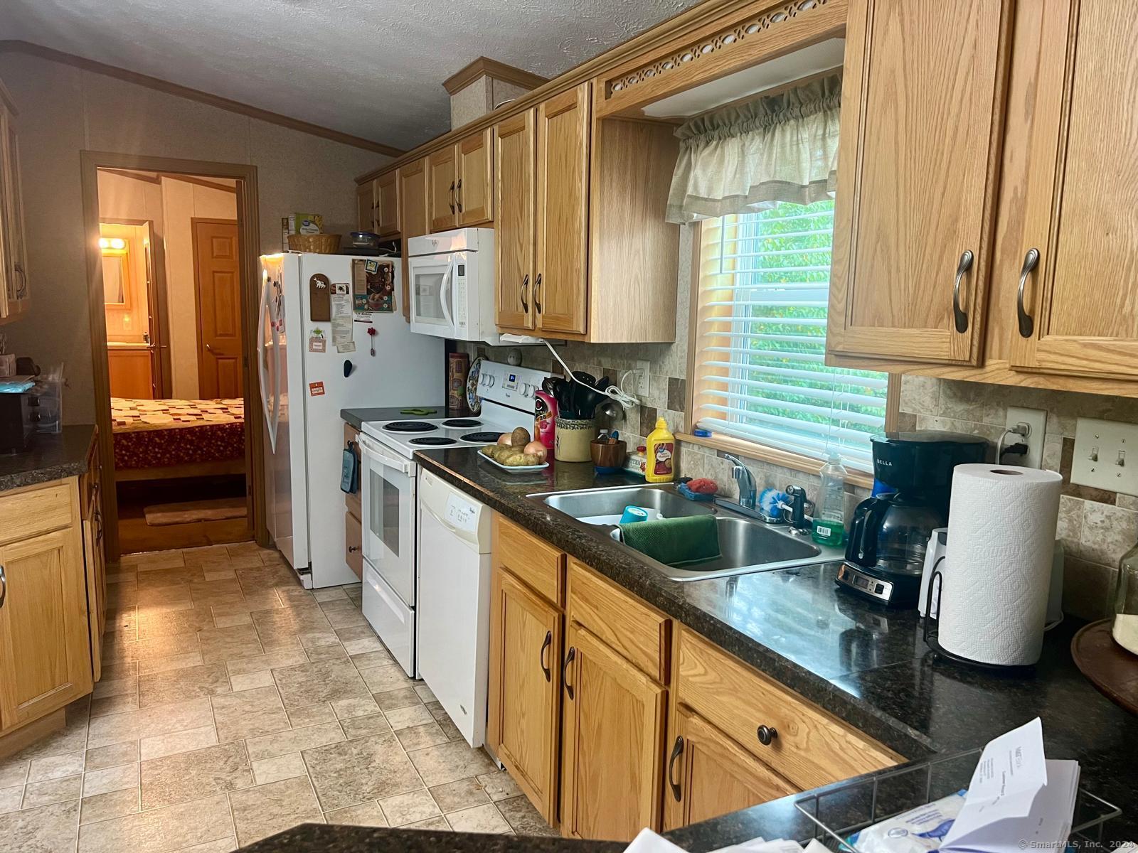 31 Nashua Street, Norwich, Connecticut image 6