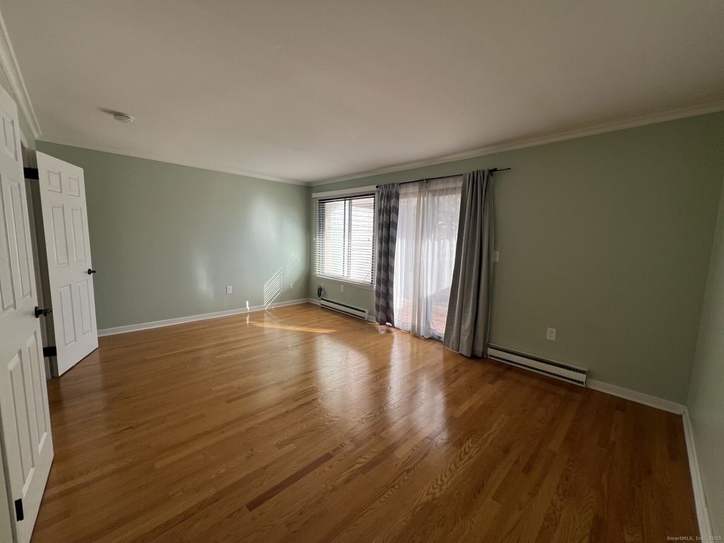 Photo of 5 Chestnut Court #5, Cromwell, CT 06416 (MLS # 24141293)