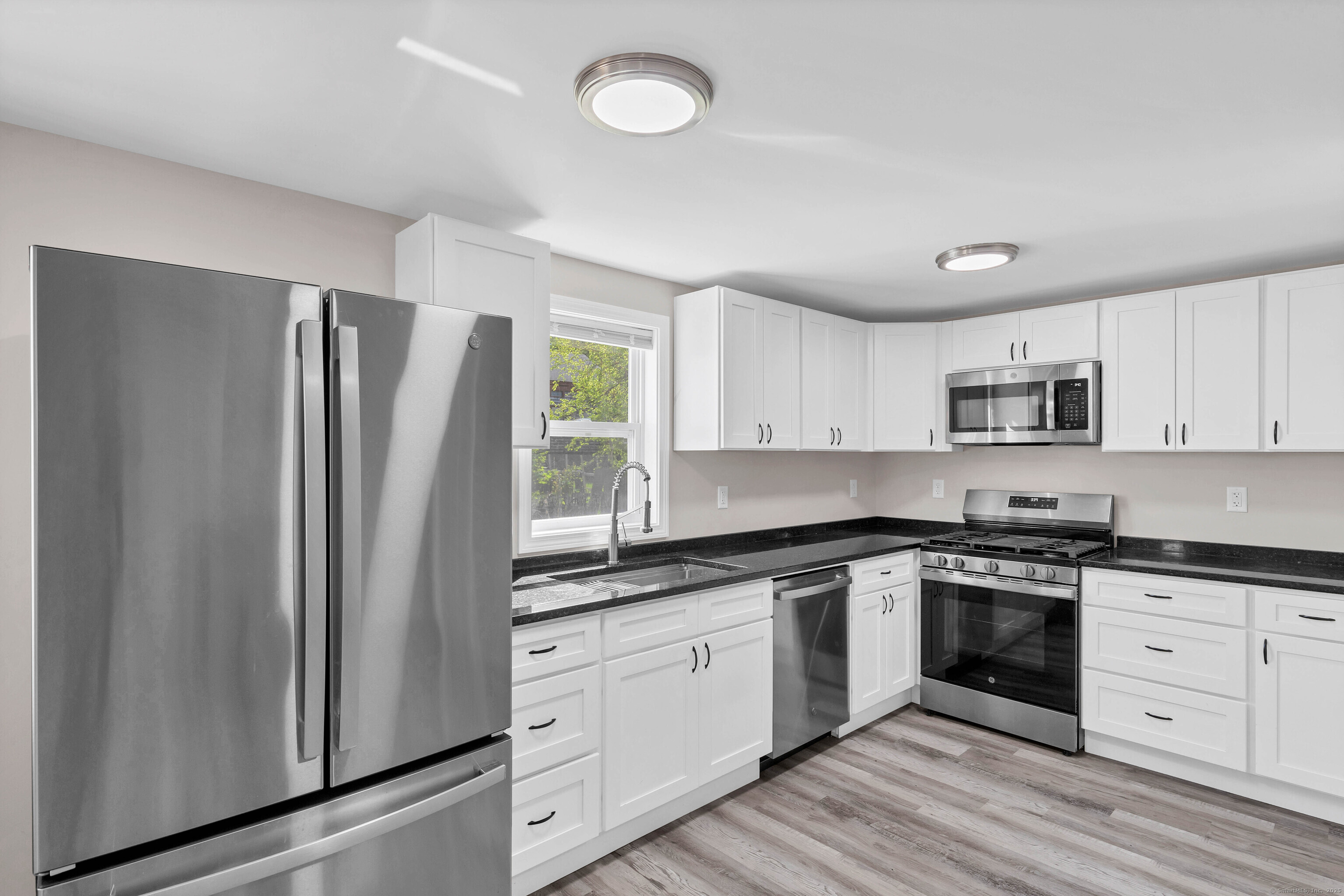 304 Central Avenue, Norwich, Connecticut image 12
