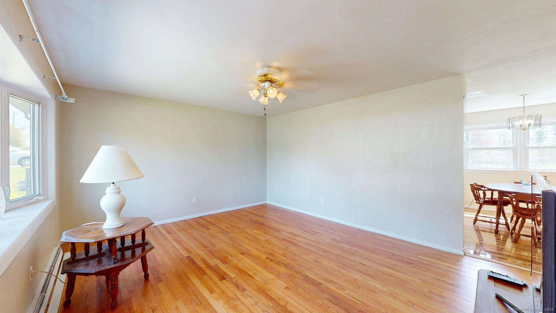 210 Reed Avenue, Windsor Locks, Connecticut image 9