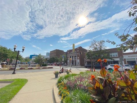 Tiny photo for 444 Bedford Street #APT 4L, Stamford, CT 06901 (MLS # 24156096)