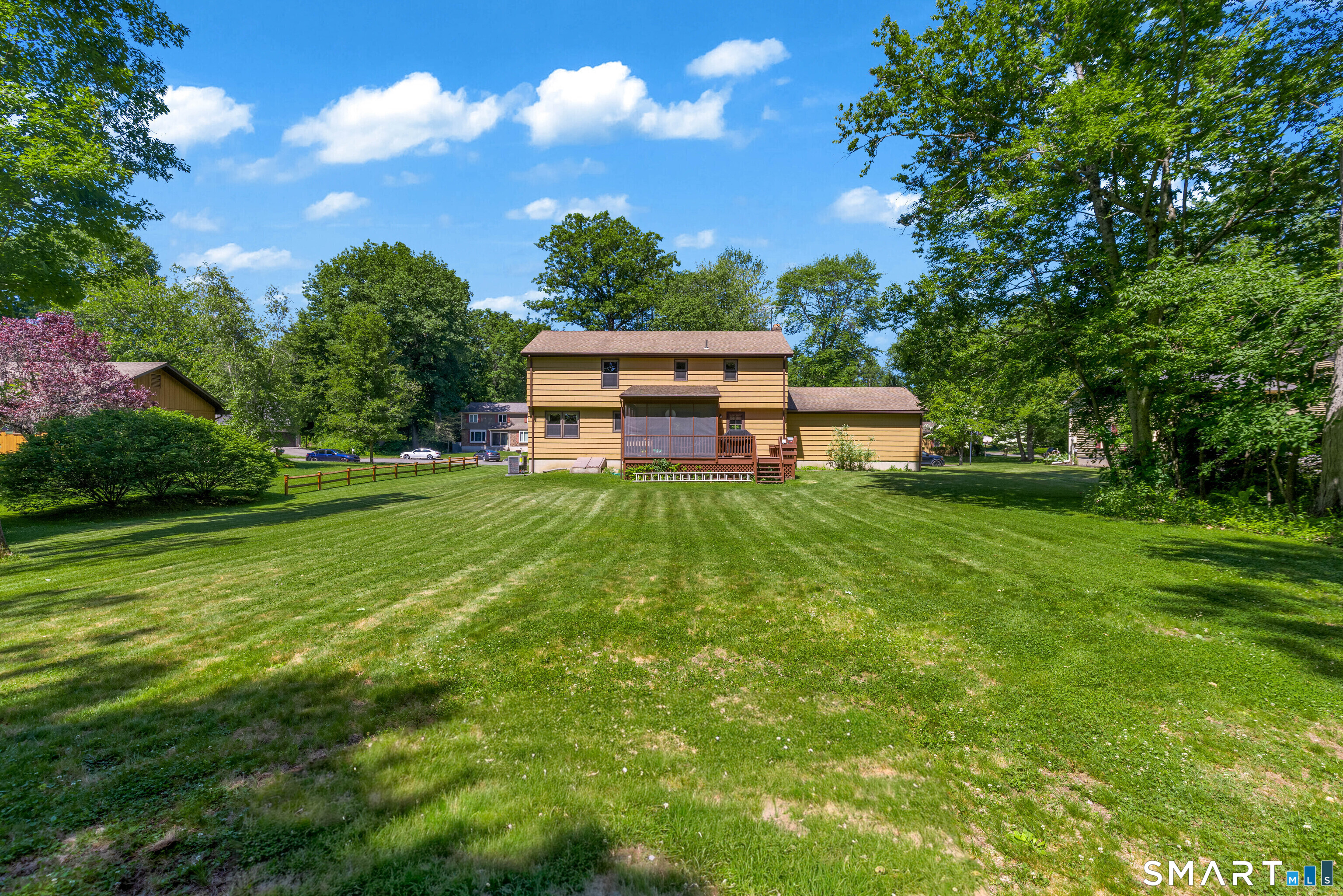 86 Carriage Way