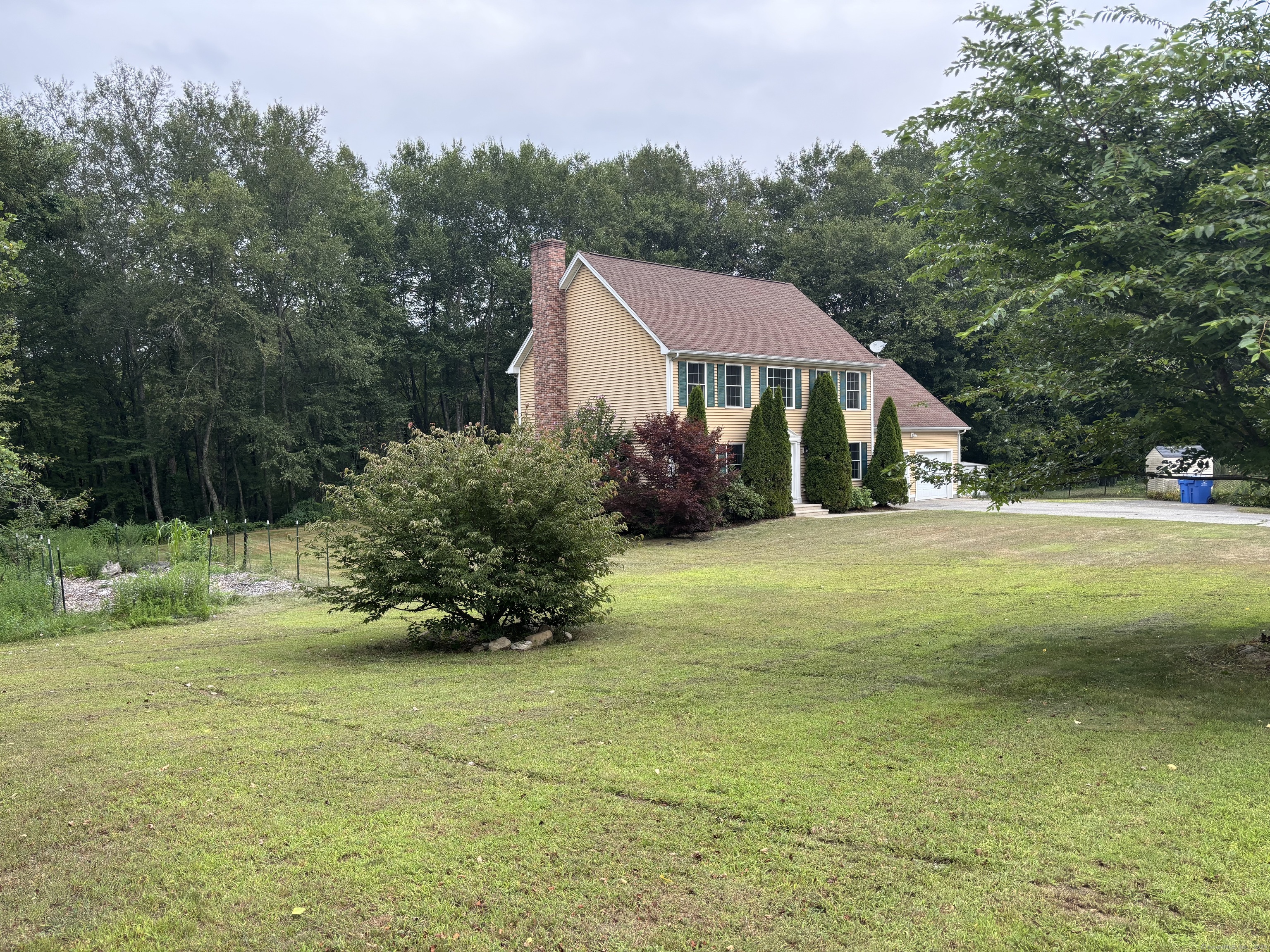 16 Cove Brook Lane