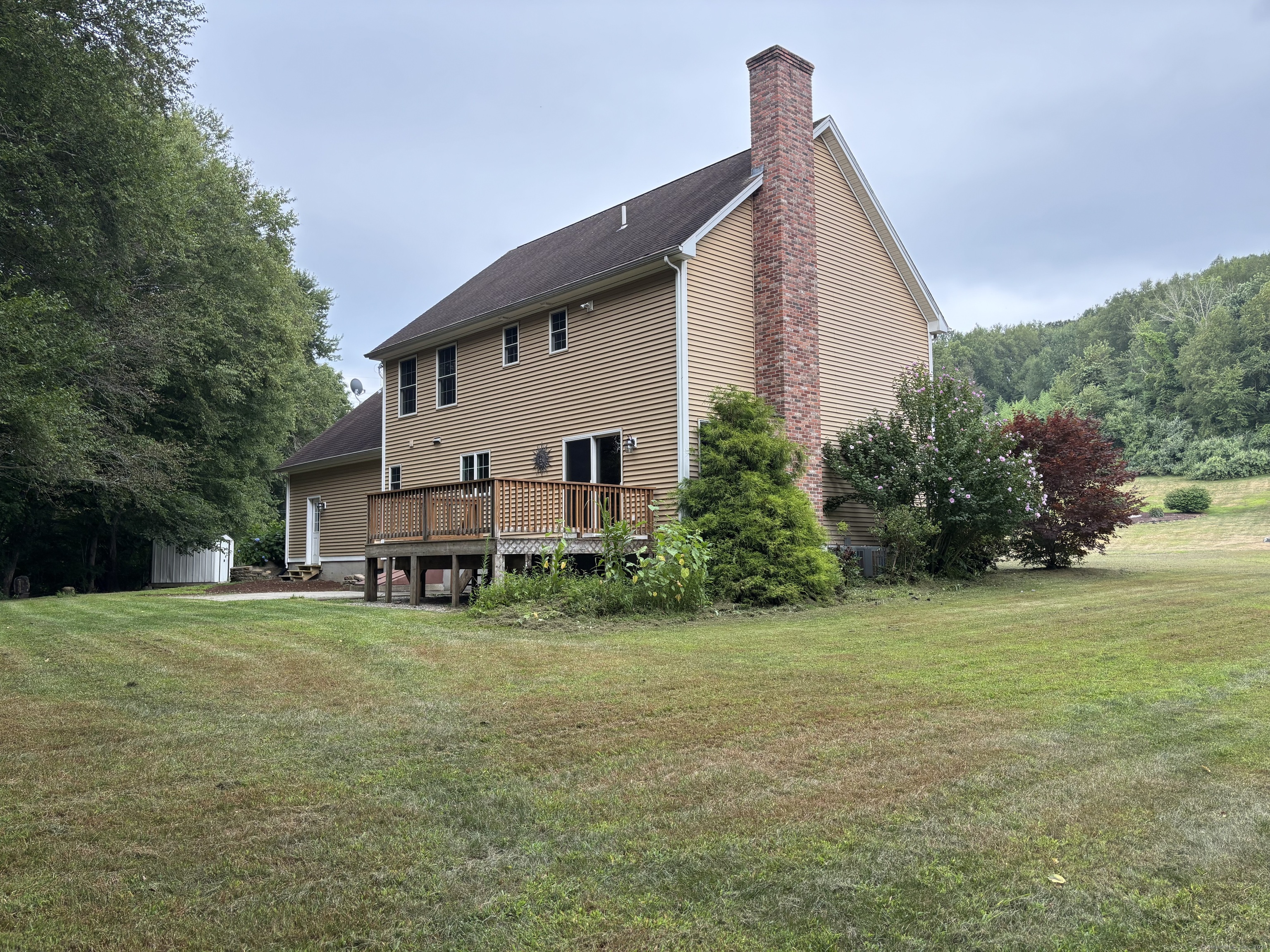 16 Cove Brook Lane