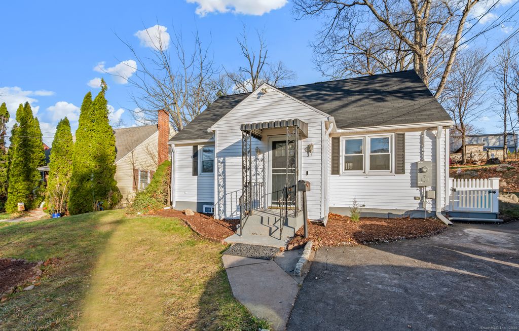 Photo of 106 Barnes Street, New Britain, CT 06052 (MLS # 24142660)