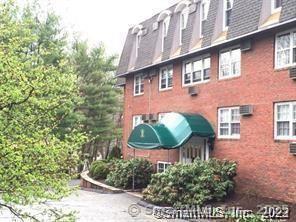 Rental Property at Padanaram Road 313, Danbury, Connecticut - Bedrooms: 1 
Bathrooms: 1 
Rooms: 3  - $1,750 MO.