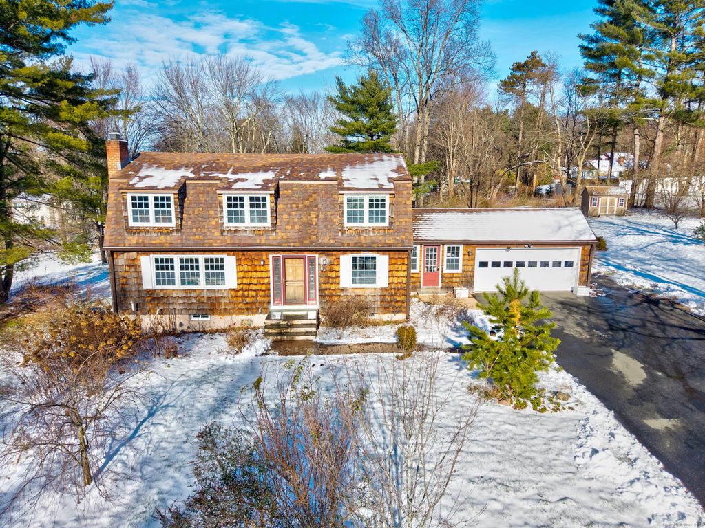 Photo of 47 Long View Drive, Simsbury, CT 06070 (MLS # 24140553)