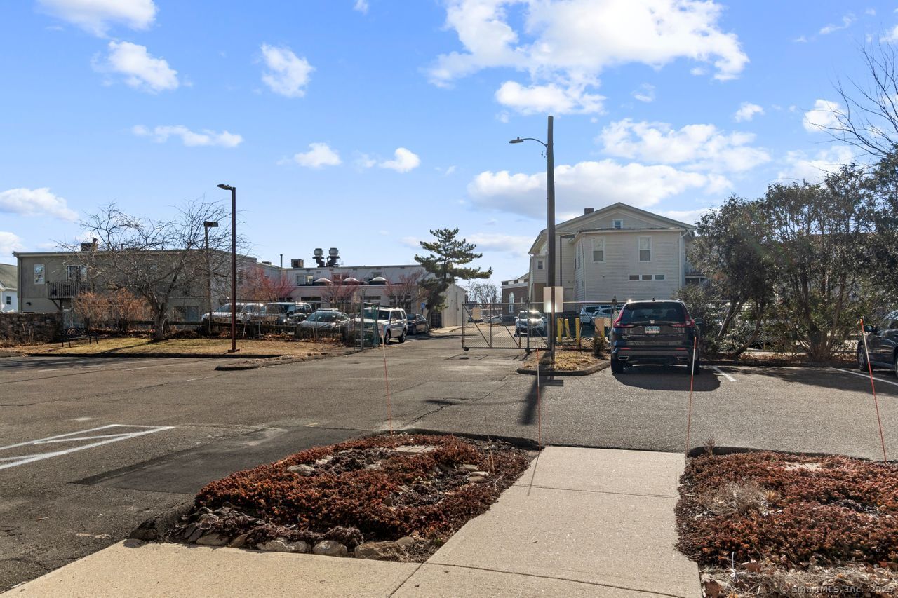 49 Rose Street #APT 104, Branford, Connecticut image 27