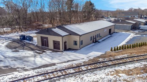MLS: 24070626