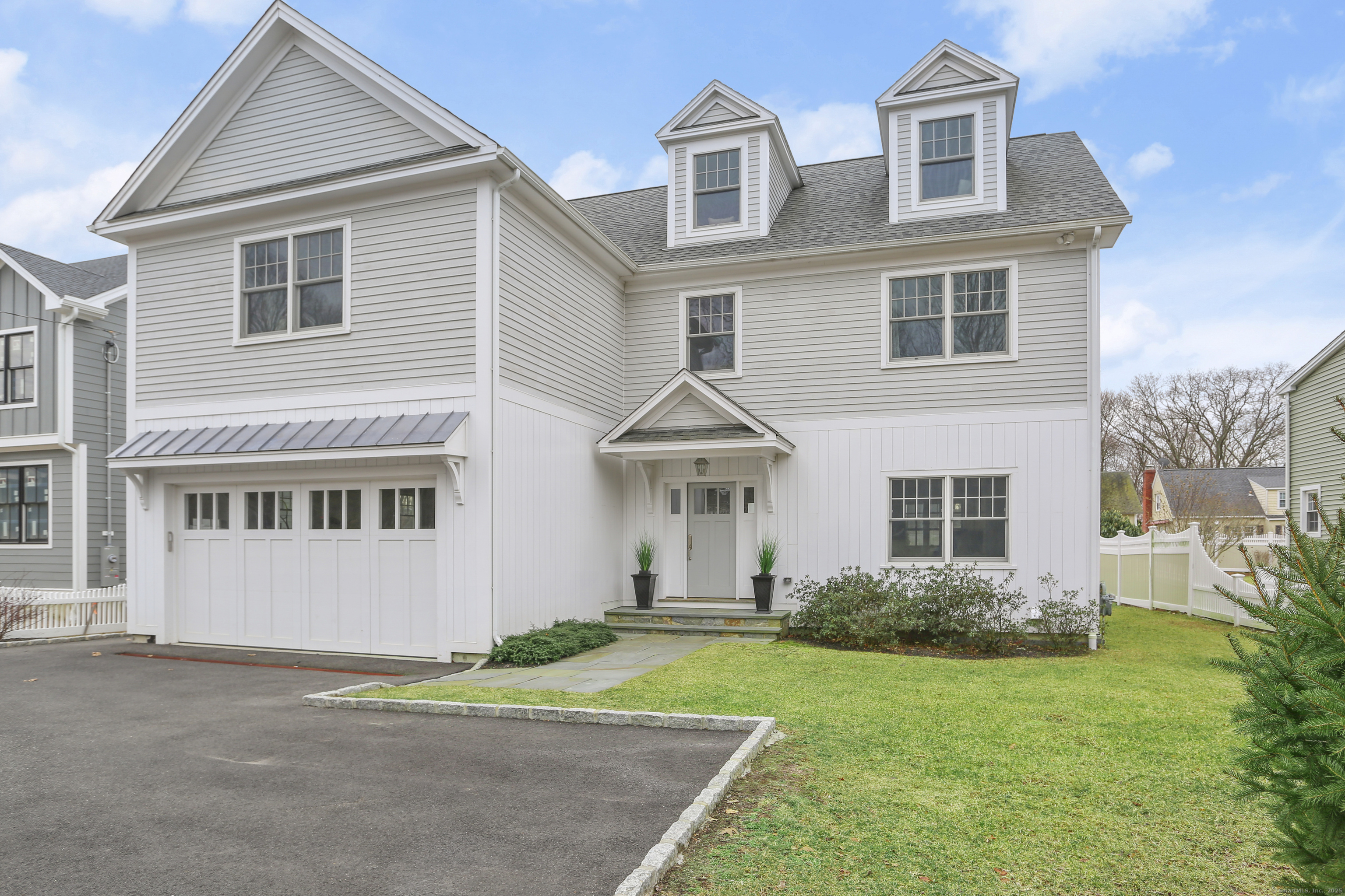 Bridge Street, Westport, Connecticut - 5 Bedrooms  
6.5 Bathrooms  
9 Rooms - 