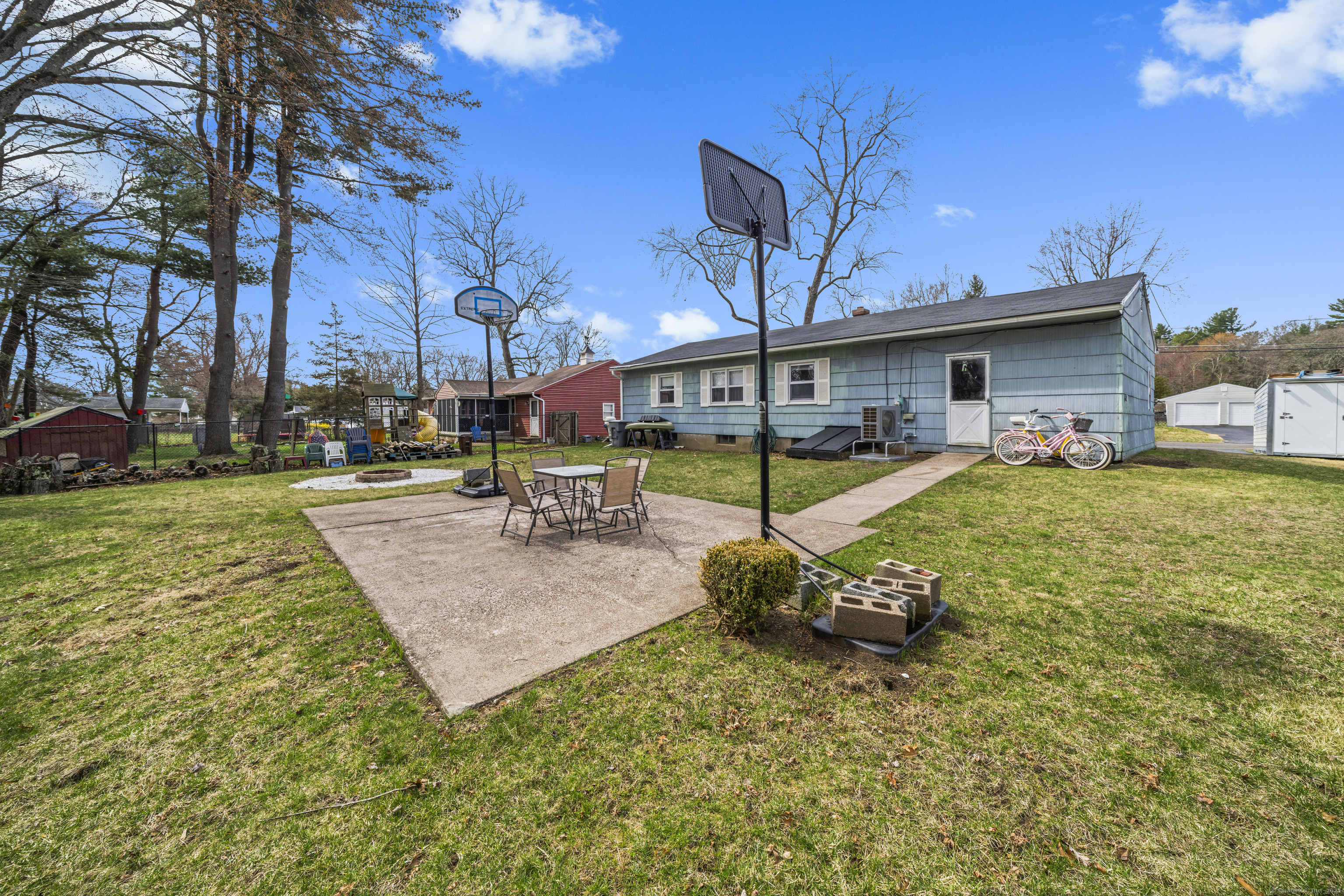 23 Glen Oak Drive, Enfield, Connecticut image 24