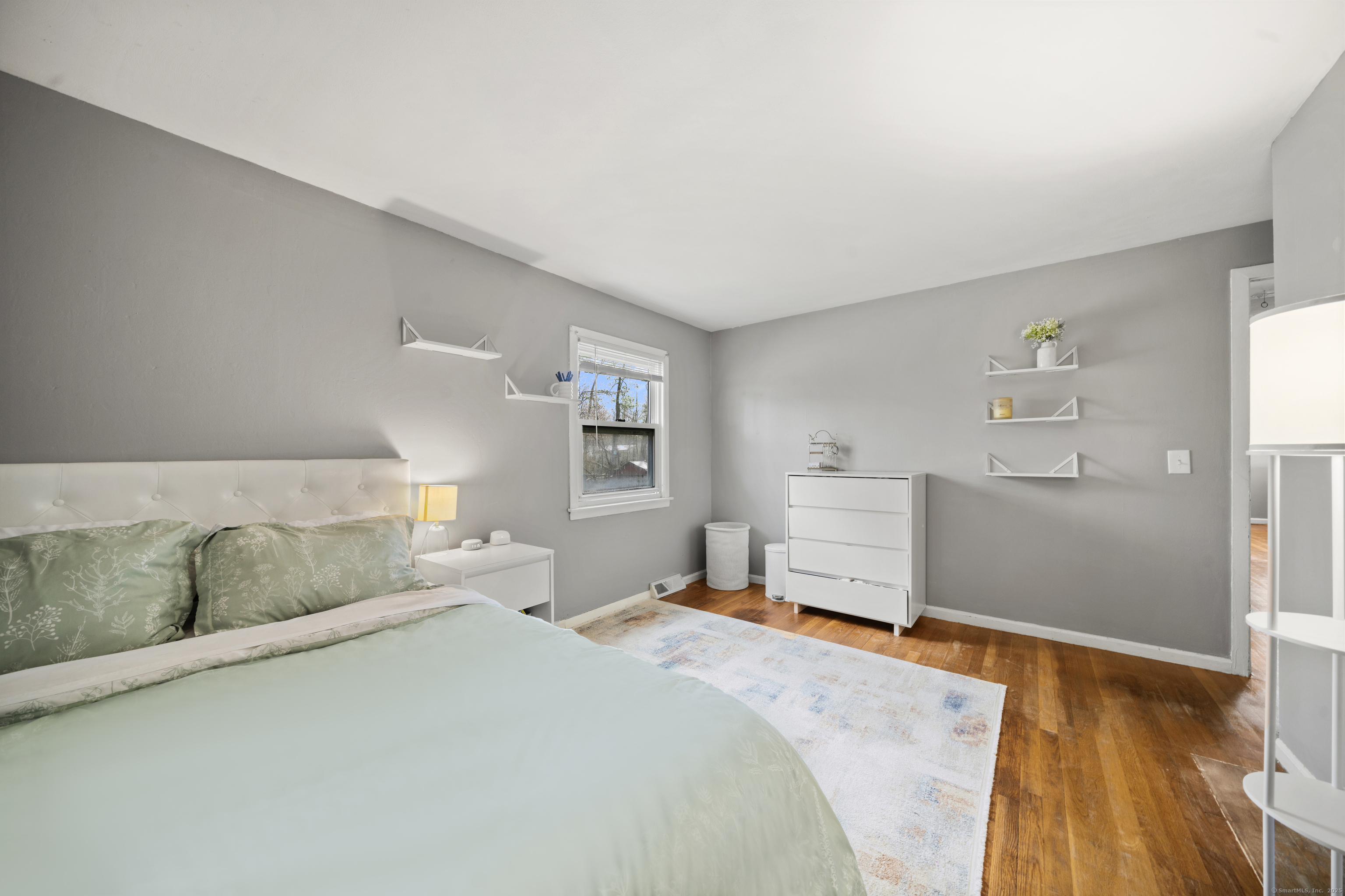23 Glen Oak Drive, Enfield, Connecticut image 8